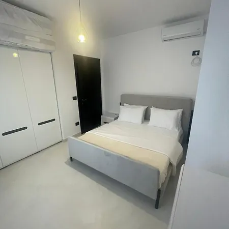 Saranda Apartment